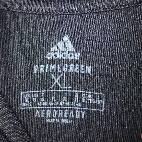 🎉HP🎉Women's Adidas Cropped Tshirt - Picture 3 of 11